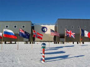 Greenwich Meridian Marker; South Pole